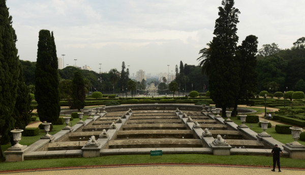 Jardim do Museu Paulista (Ipiranga), 17mar15, 4 panoramas